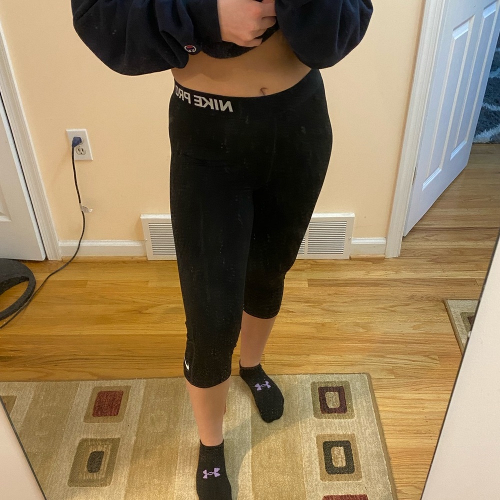 Nike pro women’s workout leggings
